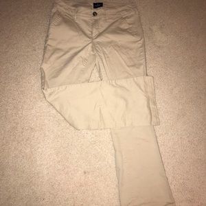 American eagle khaki pants